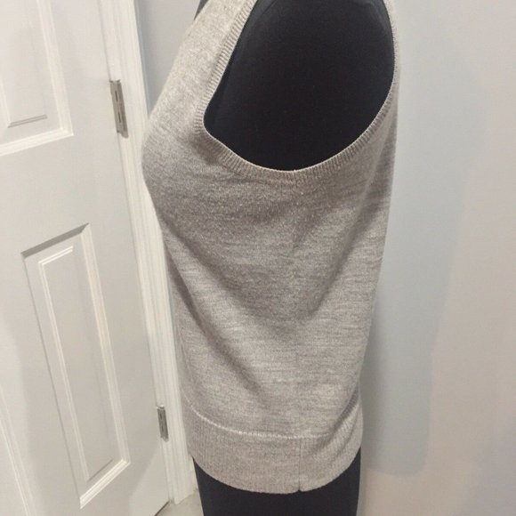 AnnTaylor Sleeveless Gray Sweater Scoop Sz S - Picture 3 of 6